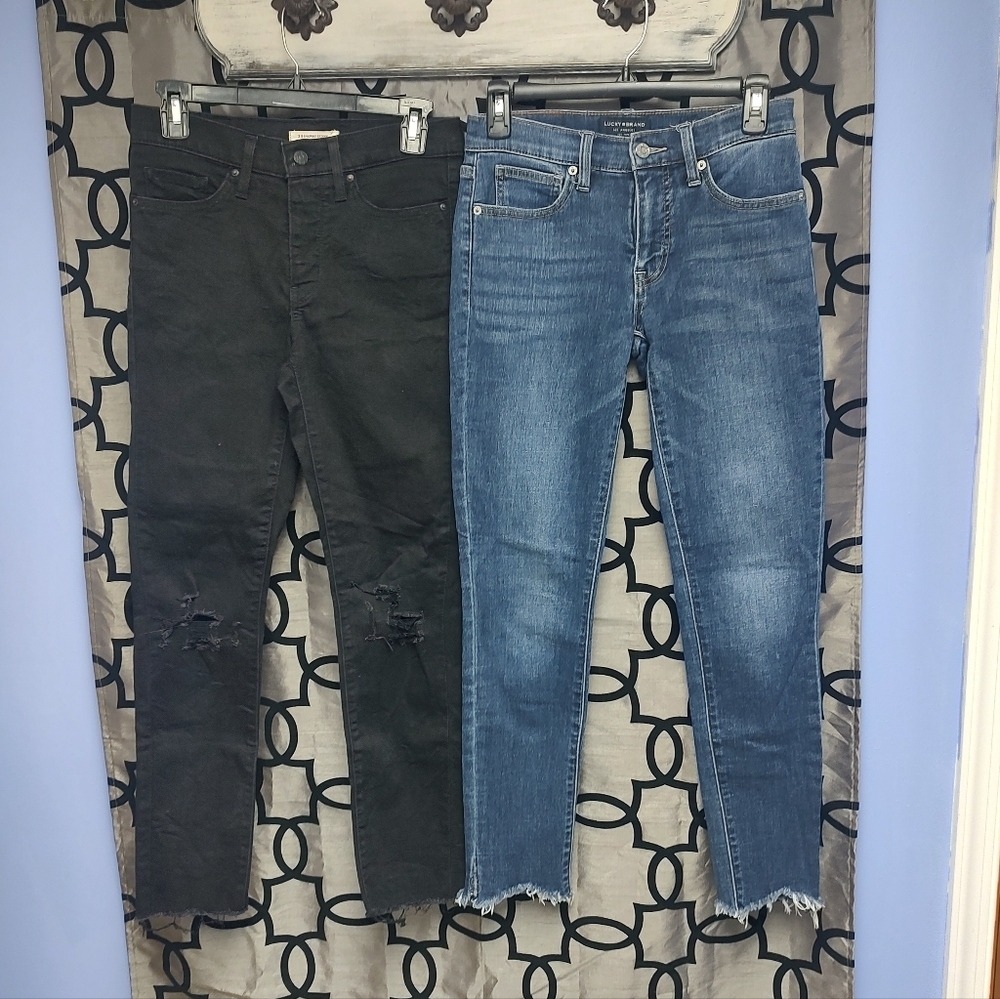 Two Pairs Size 4 / 27 Lucky Blue & Levi Black Jeans!